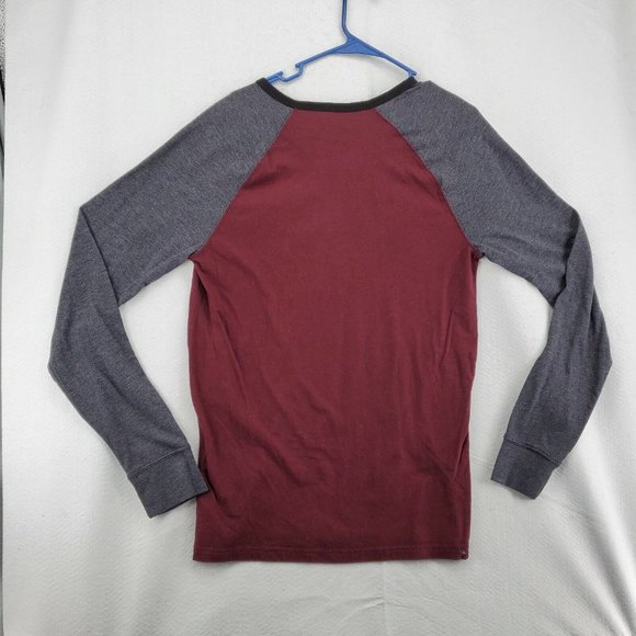 AMERICAN EAGLE Shirt Men's Long Sleeve Crew Neck Pullover Tee Red Gray Medium - Picture 9 of 12